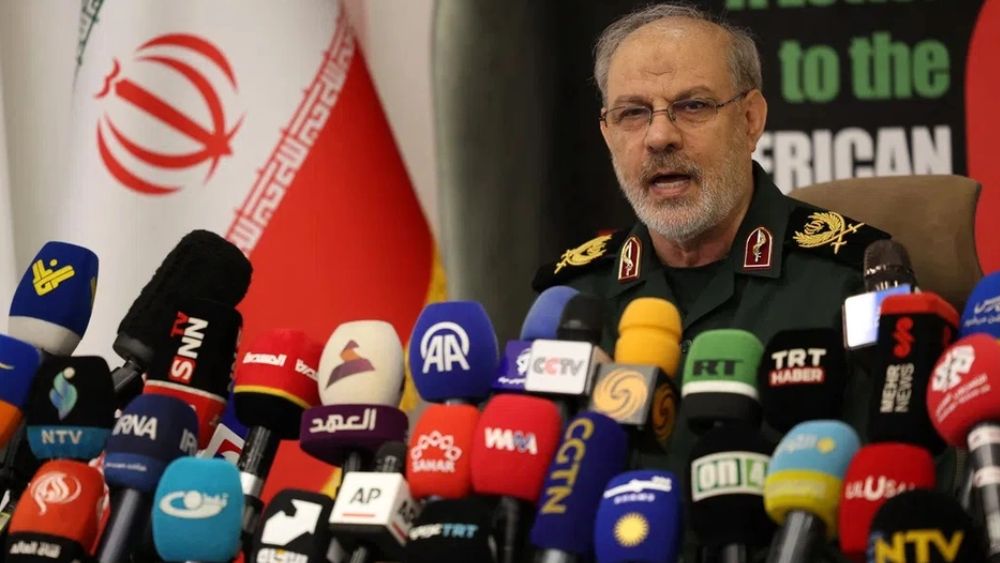 Người phát ngôn IRGC Hossein Mohebbi