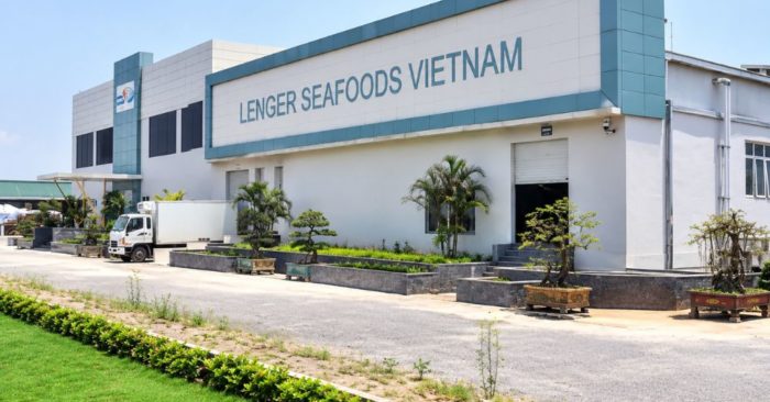Nhà máy chế biến nghêu Lenger Seafoods Vietnam tại Ninh Bình vừa được bán cho doanh nghiệp Tây Ban Nha, công suất 300 tấn/ngày.