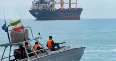 Iran cảnh báo lập vùng cấm hàng hải khắp Vịnh Ba Tư